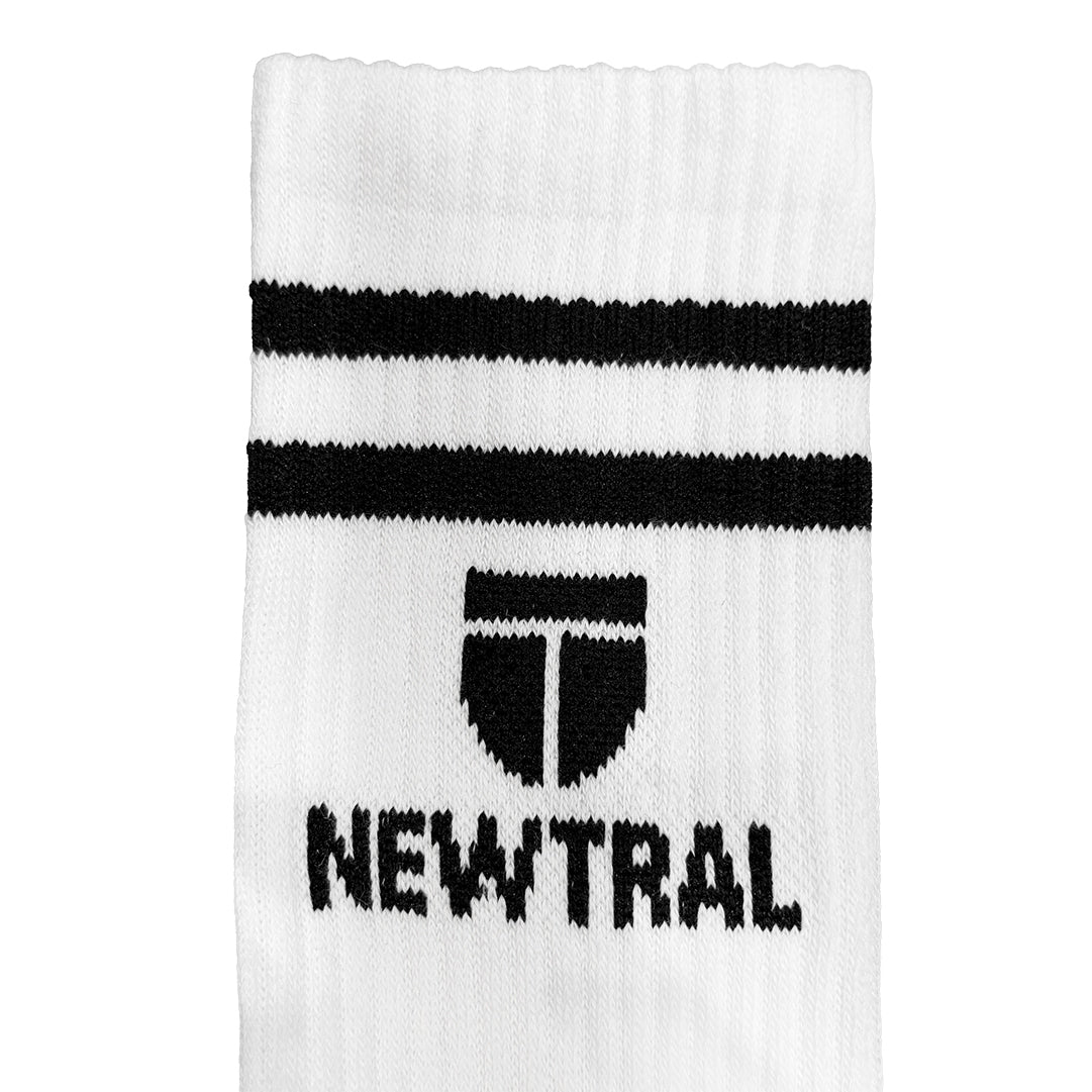 NEWTRAL V Logo Line Crew Socks